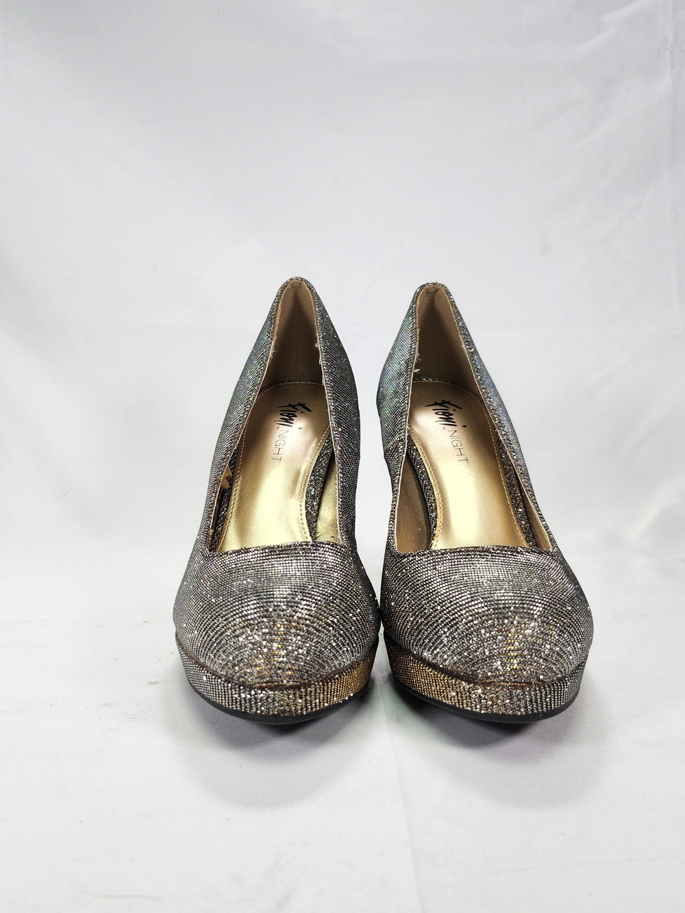 FIONI Clothing Silver Glitter Platform Pumps